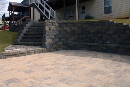 Courtyard & Outdoor Living Spaces Thumbnail